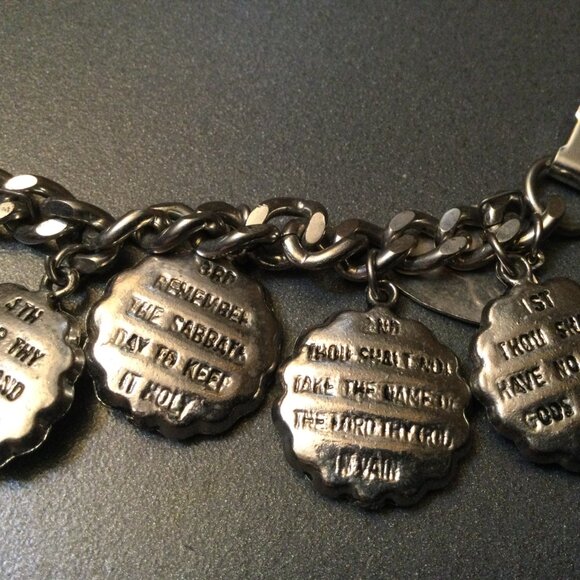 Ten Commandments & Lords Prayer Bracelet 6.5" Silver-tone Metal 2.5 oz Vintage - Picture 2 of 11